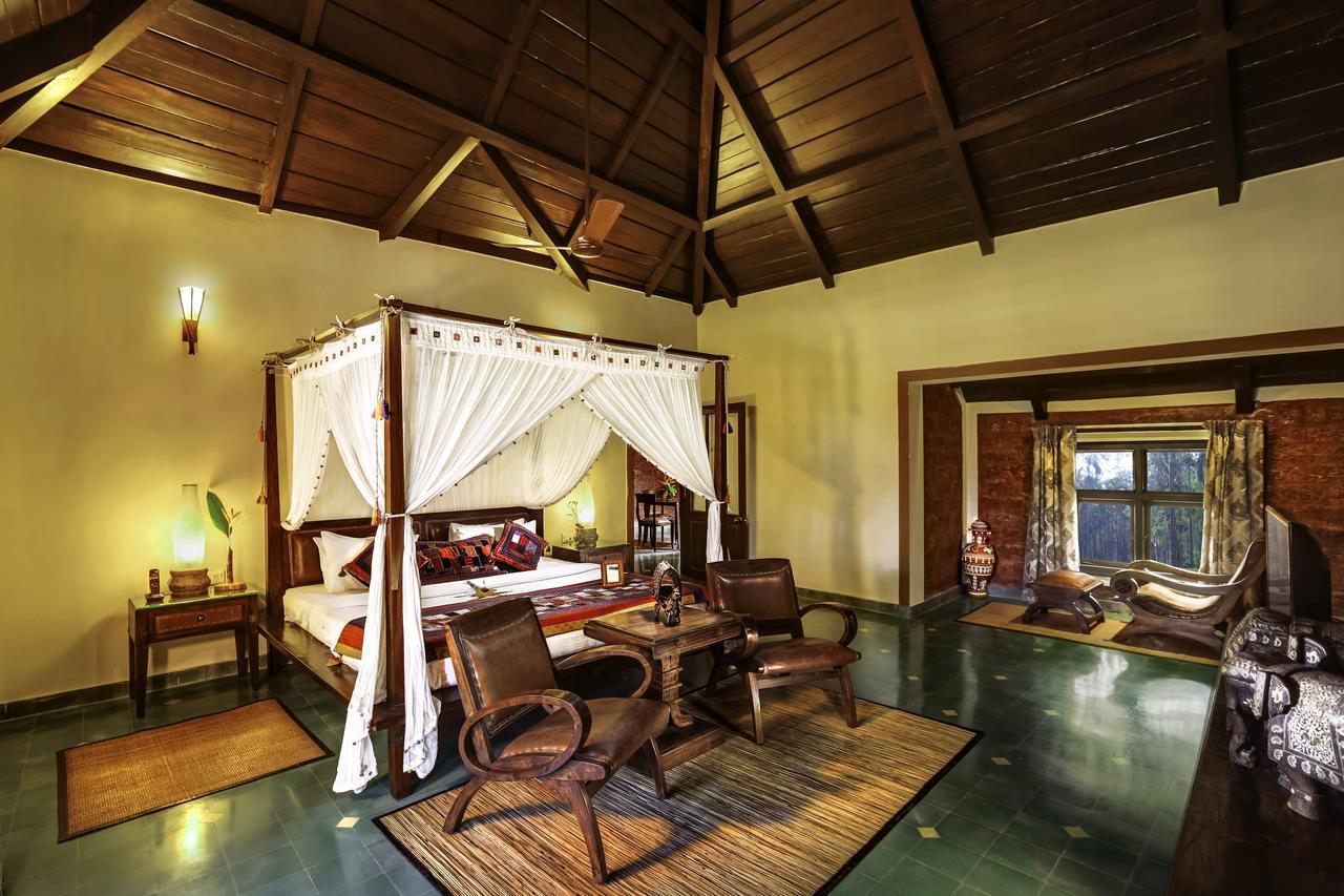 Hoysala Village Resort Хасан Екстериор снимка
